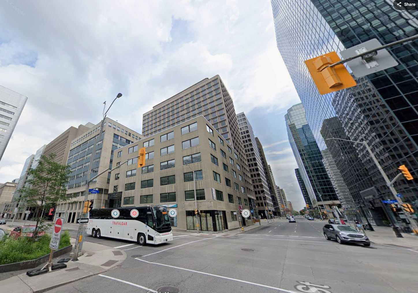 Outside view of Irvine Interpretation's office at 294 Albert Ave